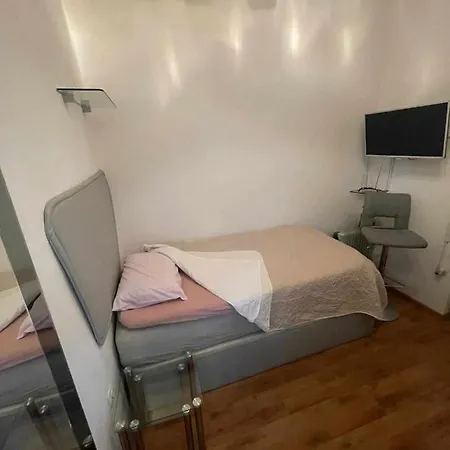 Apartman Franceska Appartamento *